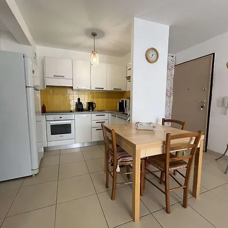 Lejlighed T2 Climatise Avec Terrasse, Proche Plages Et Commerces, Ideal Famille, Linge Inclus - Fr-1-650-24 *