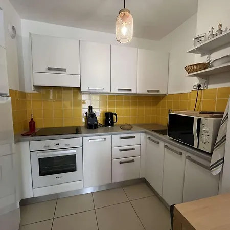 T2 Climatise Avec Terrasse, Proche Plages Et Commerces, Ideal Famille, Linge Inclus - Fr-1-650-24 Lejlighed